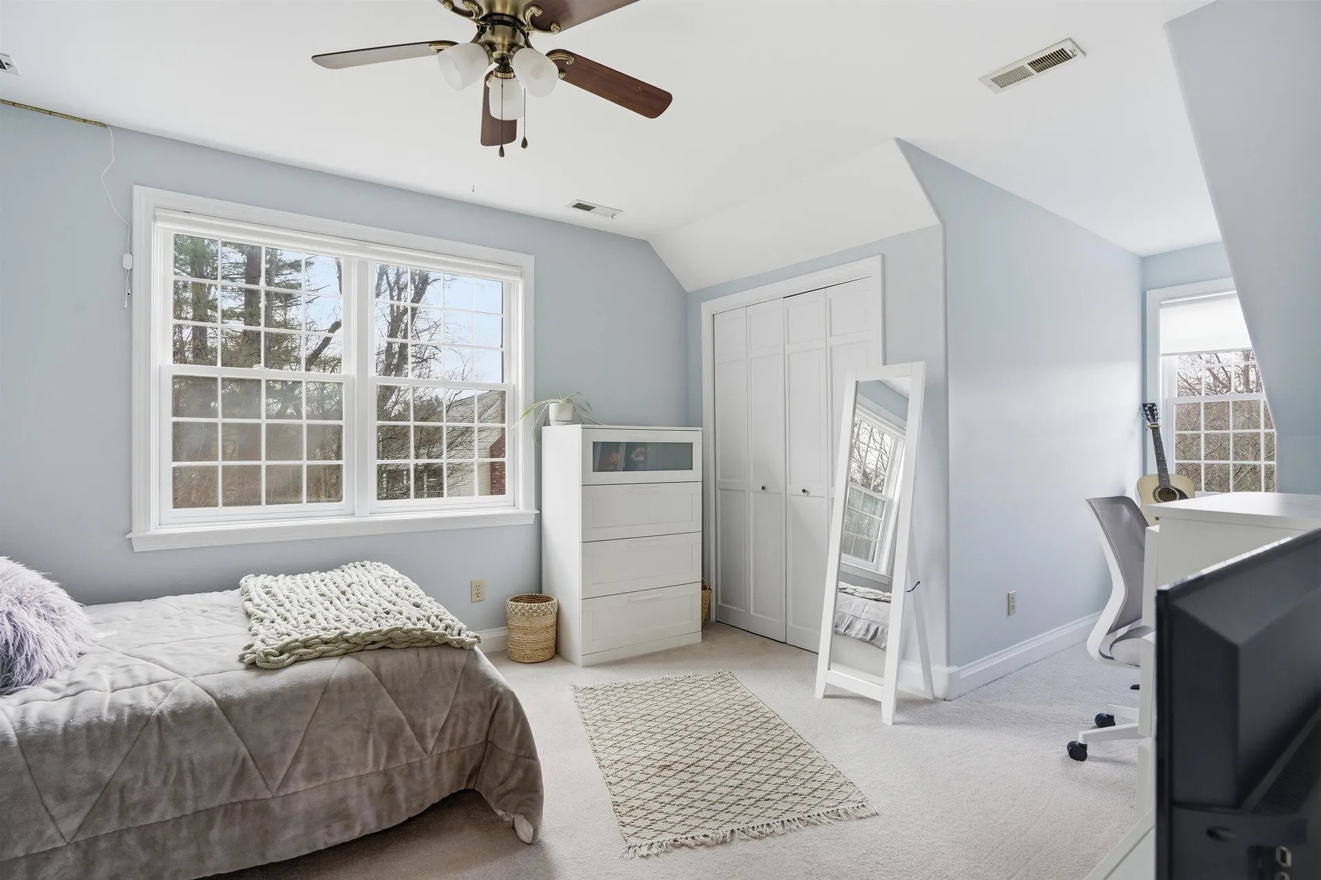 28 Wright Acres Road Bedford NH 03110