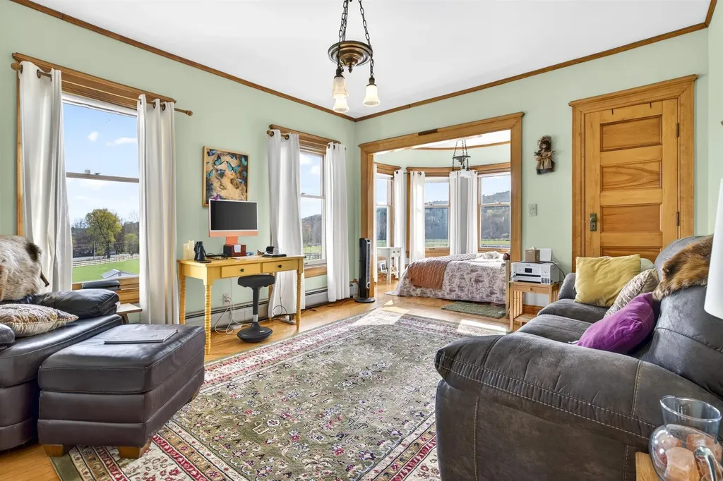 751 Main Road Stamford VT 05352
