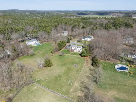 11 Captain Parker Drive Lee NH 03861