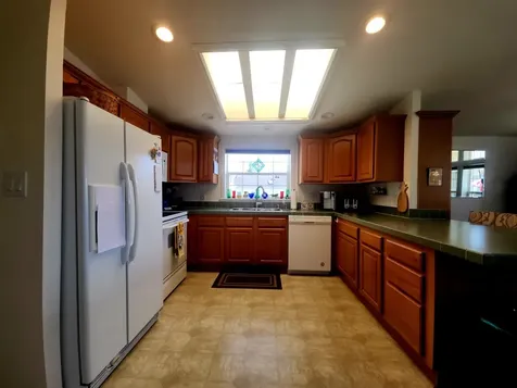 3 Sunset Avenue Franklin NH 03235