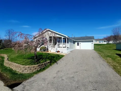 3 Sunset Avenue Franklin NH 03235
