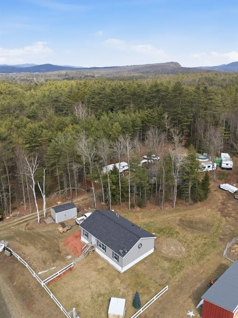 525 Sand Road Haverhill NH 03774