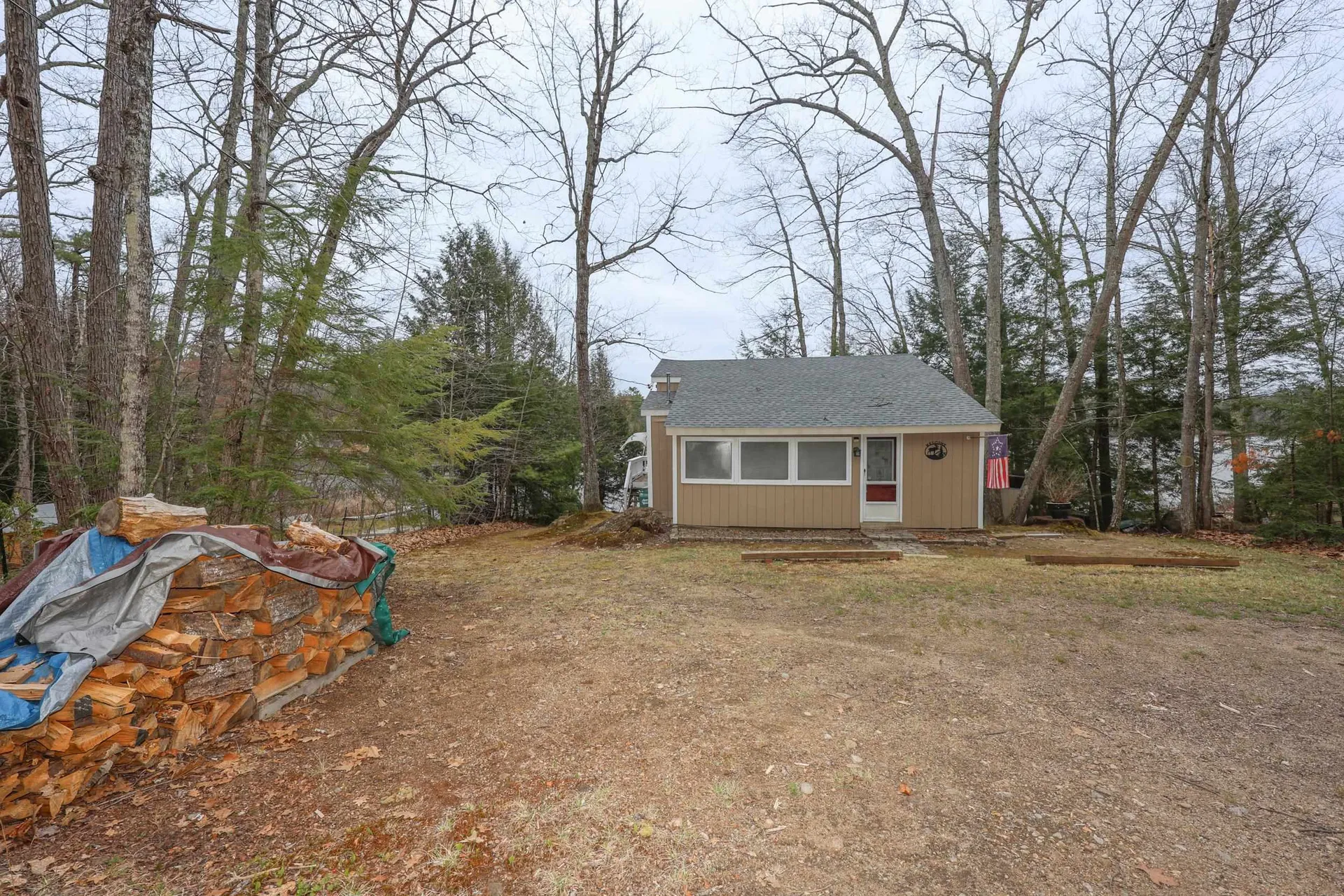 44 W Huntress Pond Road Barnstead NH 03225