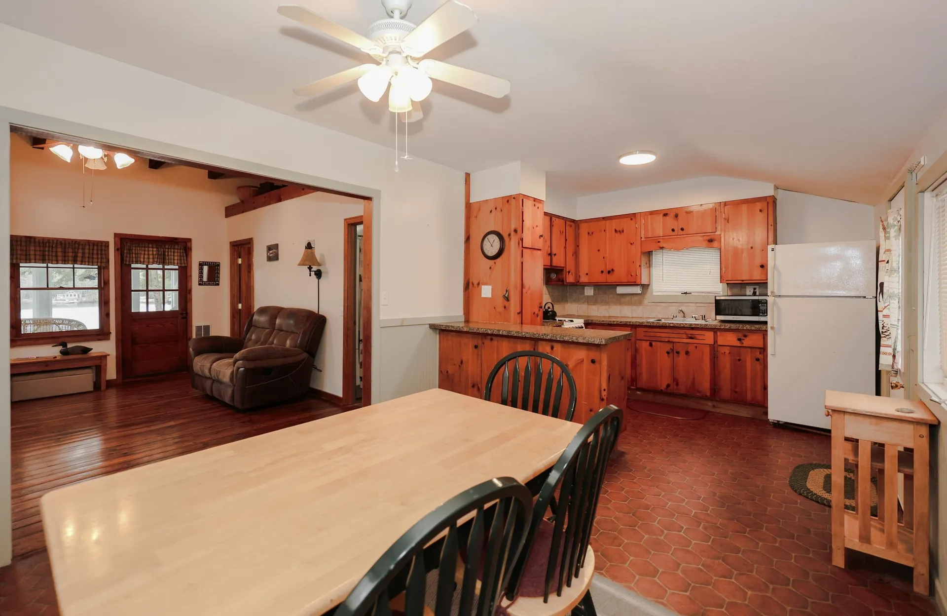 44 W Huntress Pond Road Barnstead NH 03225