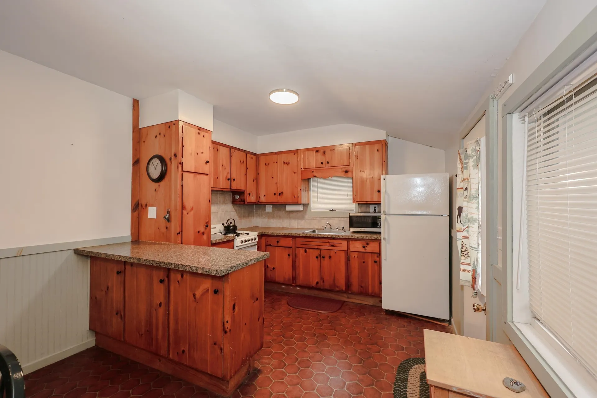 44 W Huntress Pond Road Barnstead NH 03225