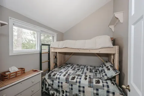 44 W Huntress Pond Road Barnstead NH 03225