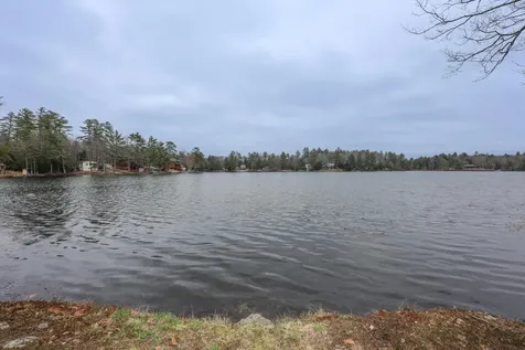 44 W Huntress Pond Road Barnstead NH 03225