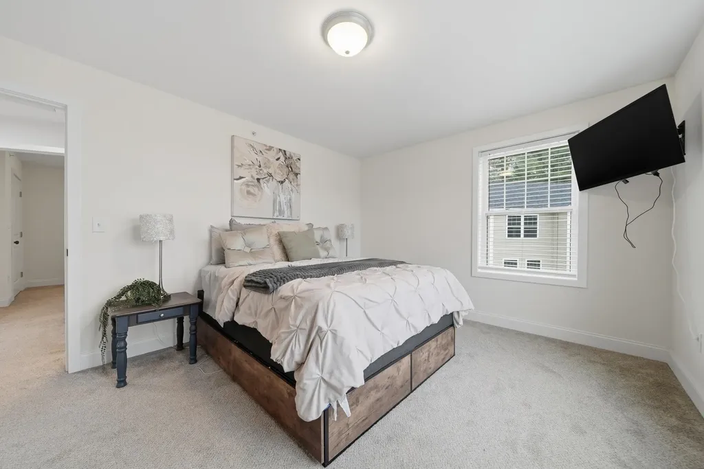 19 Biggs Avenue Epping NH 03042