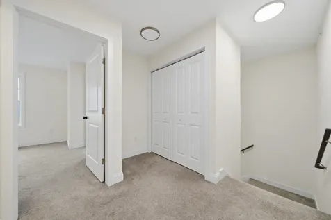 19 Biggs Avenue Epping NH 03042