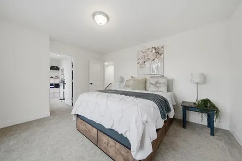 19 Biggs Avenue Epping NH 03042