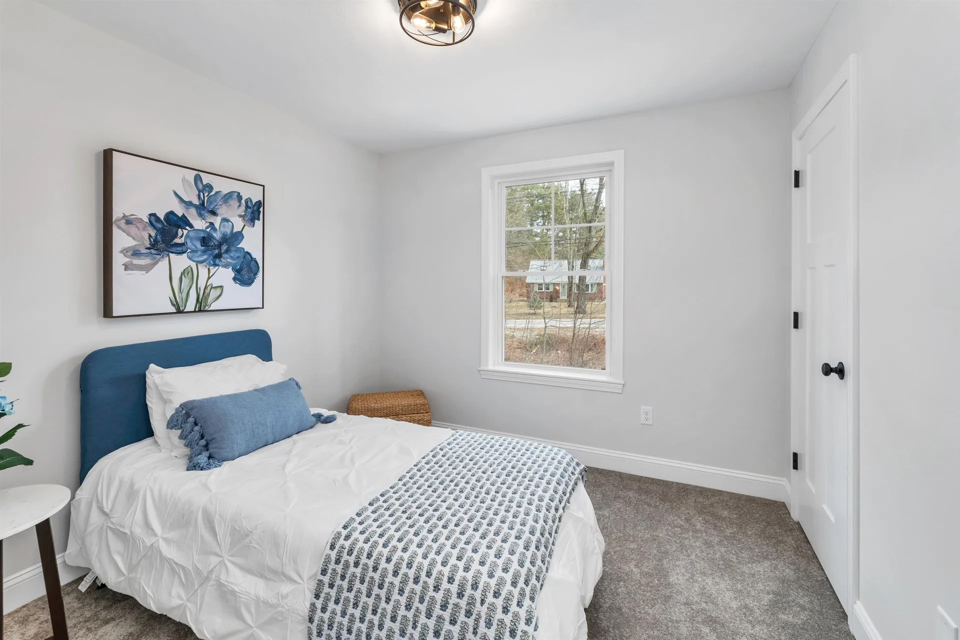 15-B Mustang Drive Litchfield NH 03052
