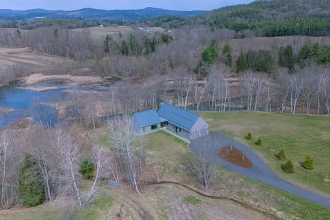 24 Highview Meadows Piermont NH 03779