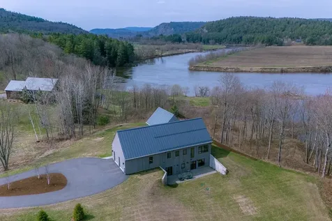 24 Highview Meadows Piermont NH 03779