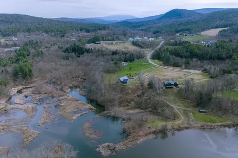 24 Highview Meadows Piermont NH 03779