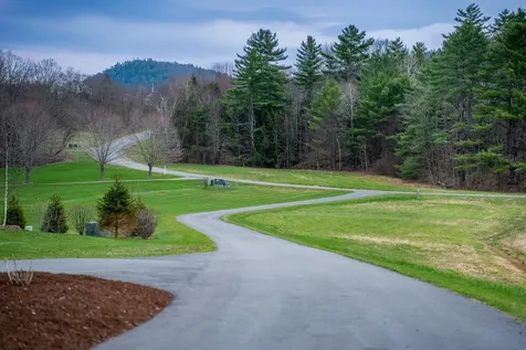 24 Highview Meadows Piermont NH 03779