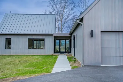 24 Highview Meadows Piermont NH 03779