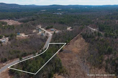 3 Wellington Court Ossipee NH 03864