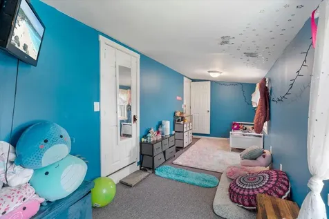 142 Penny Lane Shelburne VT 05482