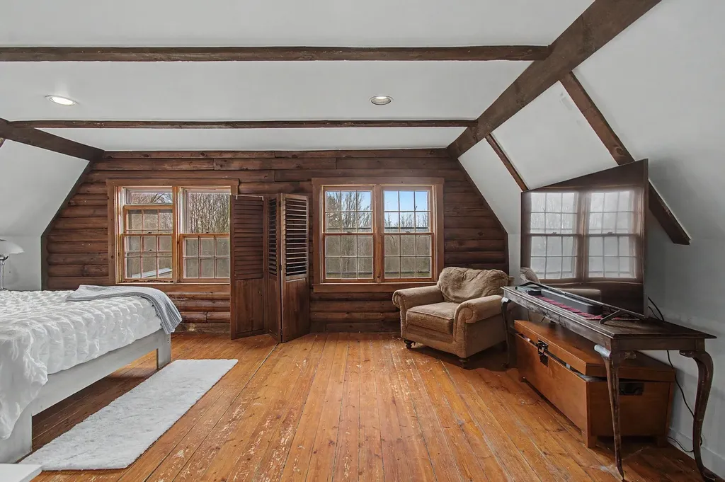 150 The Hill Road Fletcher VT 05444