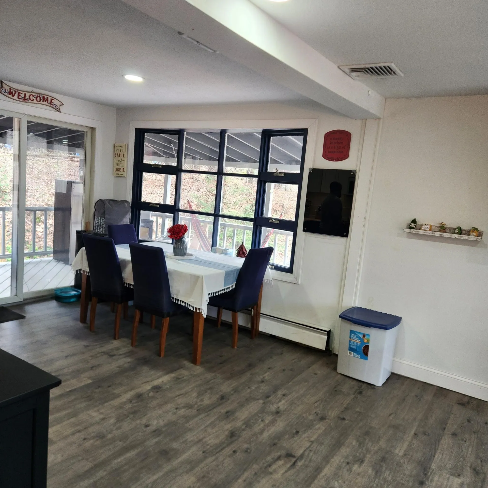 183 Chester Road Derry NH 03038