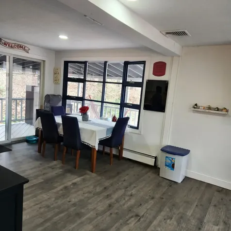 183 Chester Road Derry NH 03038