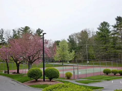 45 Dogwood Drive Nashua NH 03062