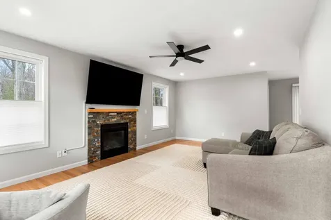 11A Springview Terrace Plaistow NH 03865