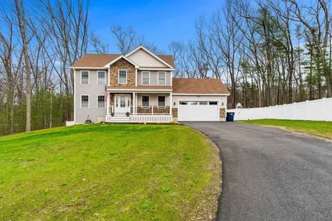 11A Springview Terrace Plaistow NH 03865