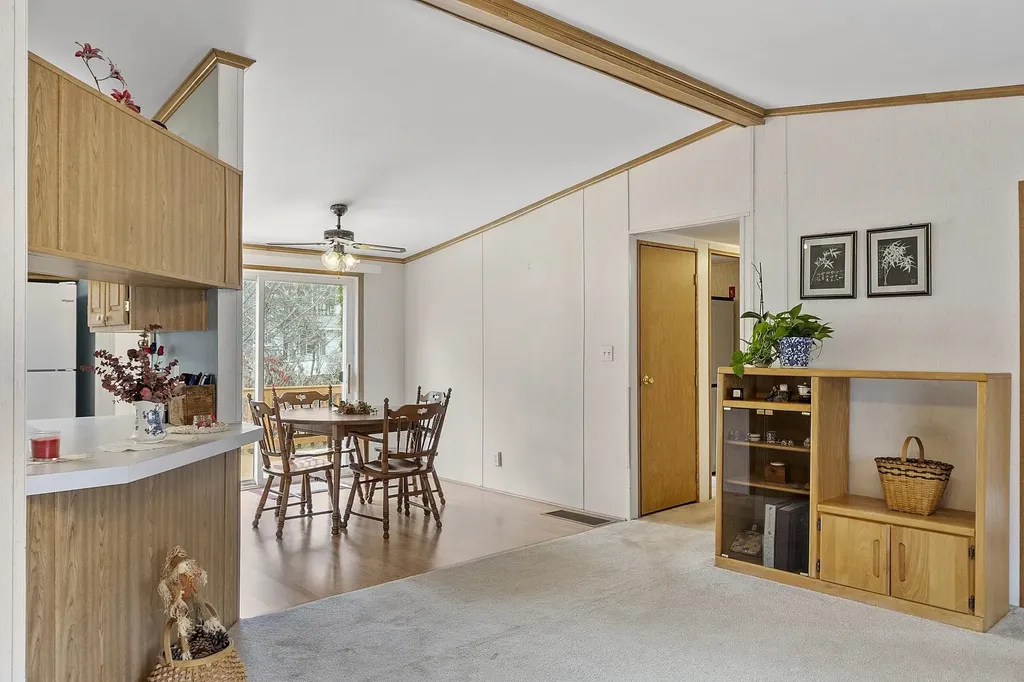 53 Oak Drive North Hampton NH 03862