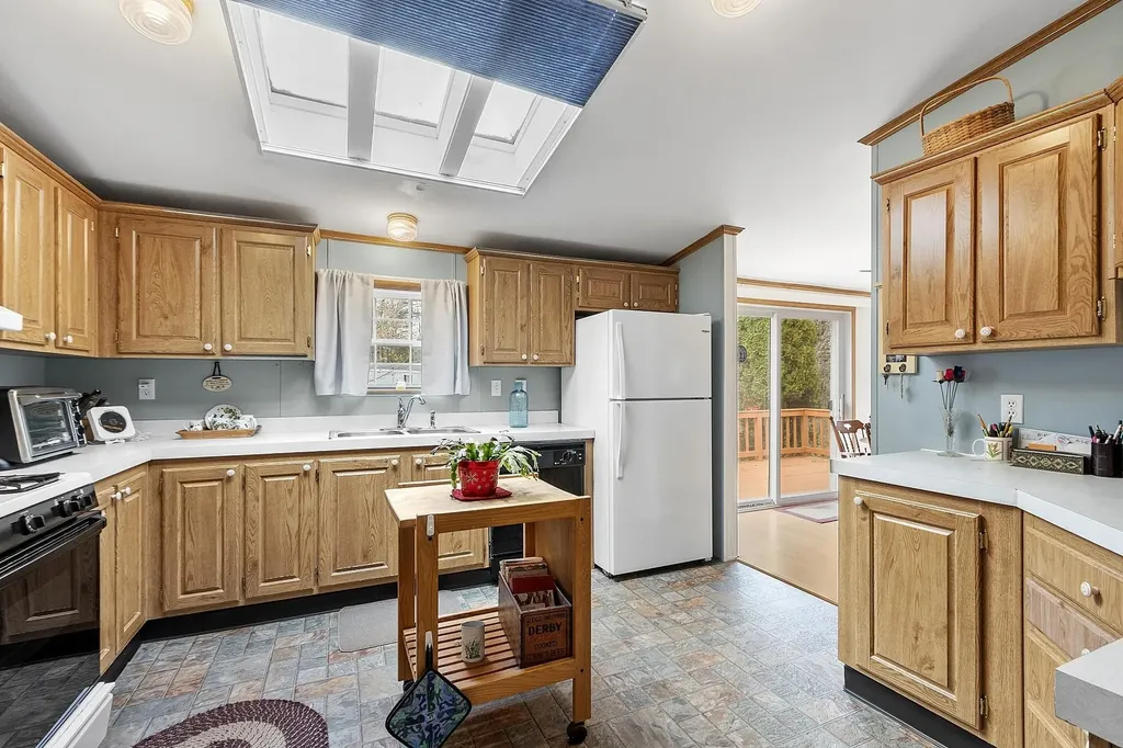 53 Oak Drive North Hampton NH 03862