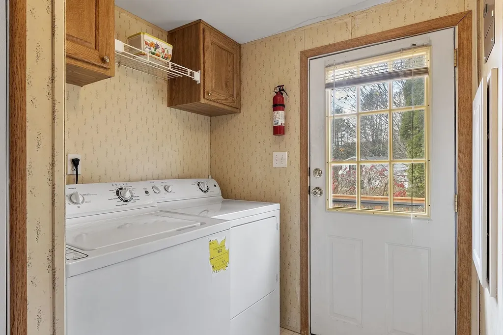 53 Oak Drive North Hampton NH 03862