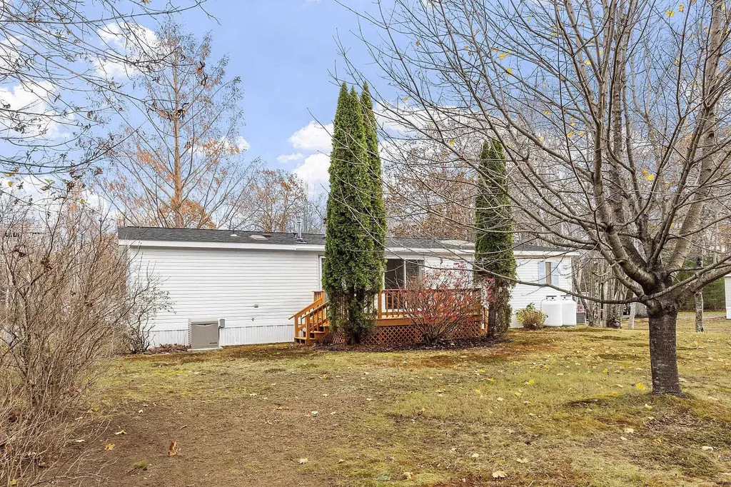 53 Oak Drive North Hampton NH 03862