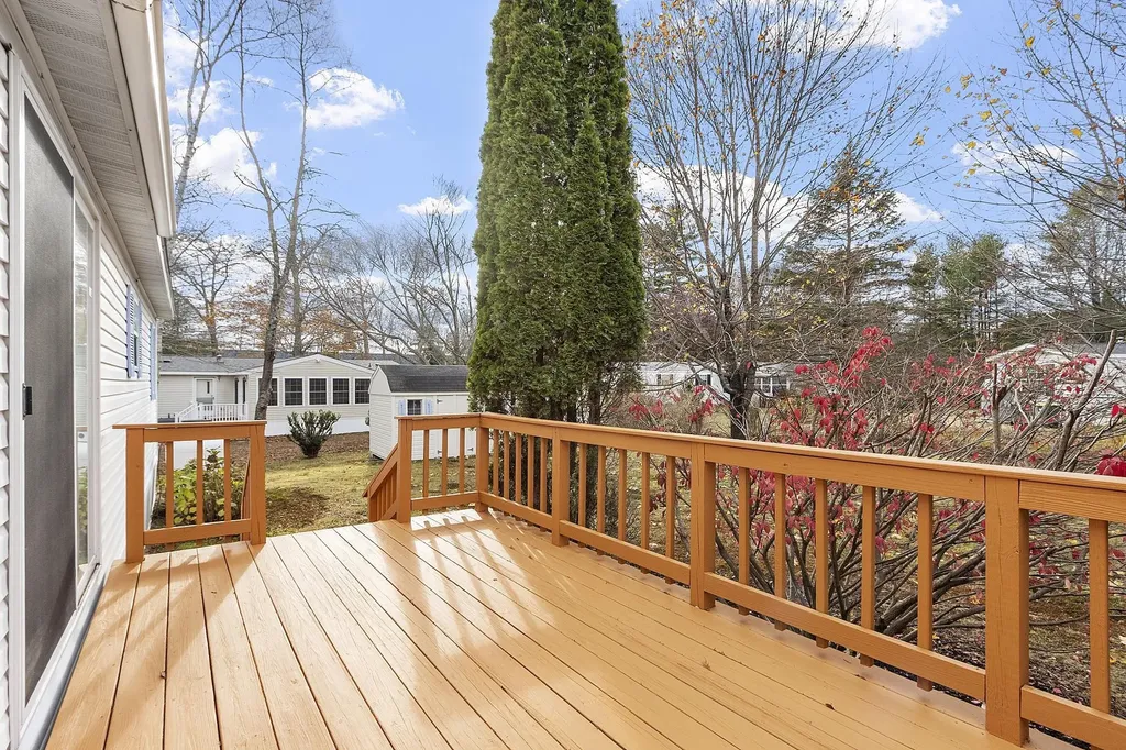 53 Oak Drive North Hampton NH 03862