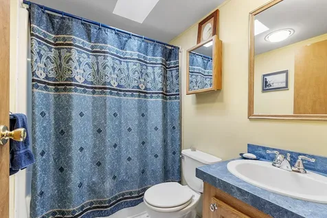 53 Oak Drive North Hampton NH 03862