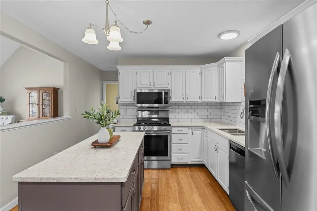 6 Vivian Lane St. Albans Town VT 05478