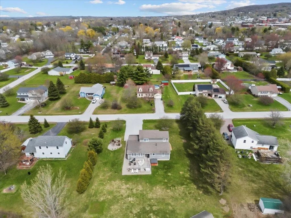 6 Vivian Lane St. Albans Town VT 05478