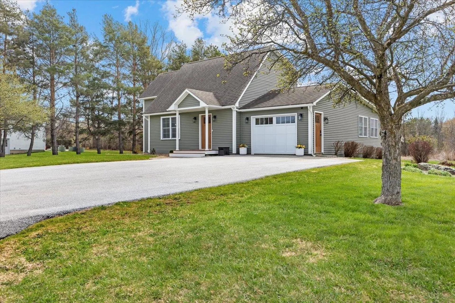 6 Vivian Lane St. Albans Town VT 05478