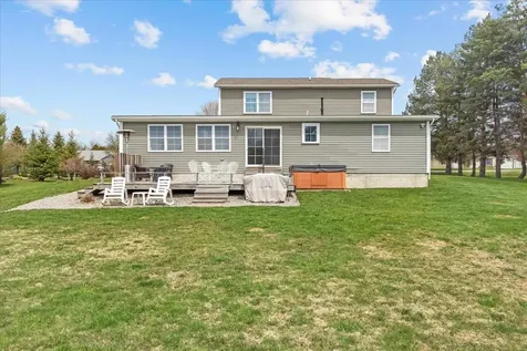 6 Vivian Lane St. Albans Town VT 05478
