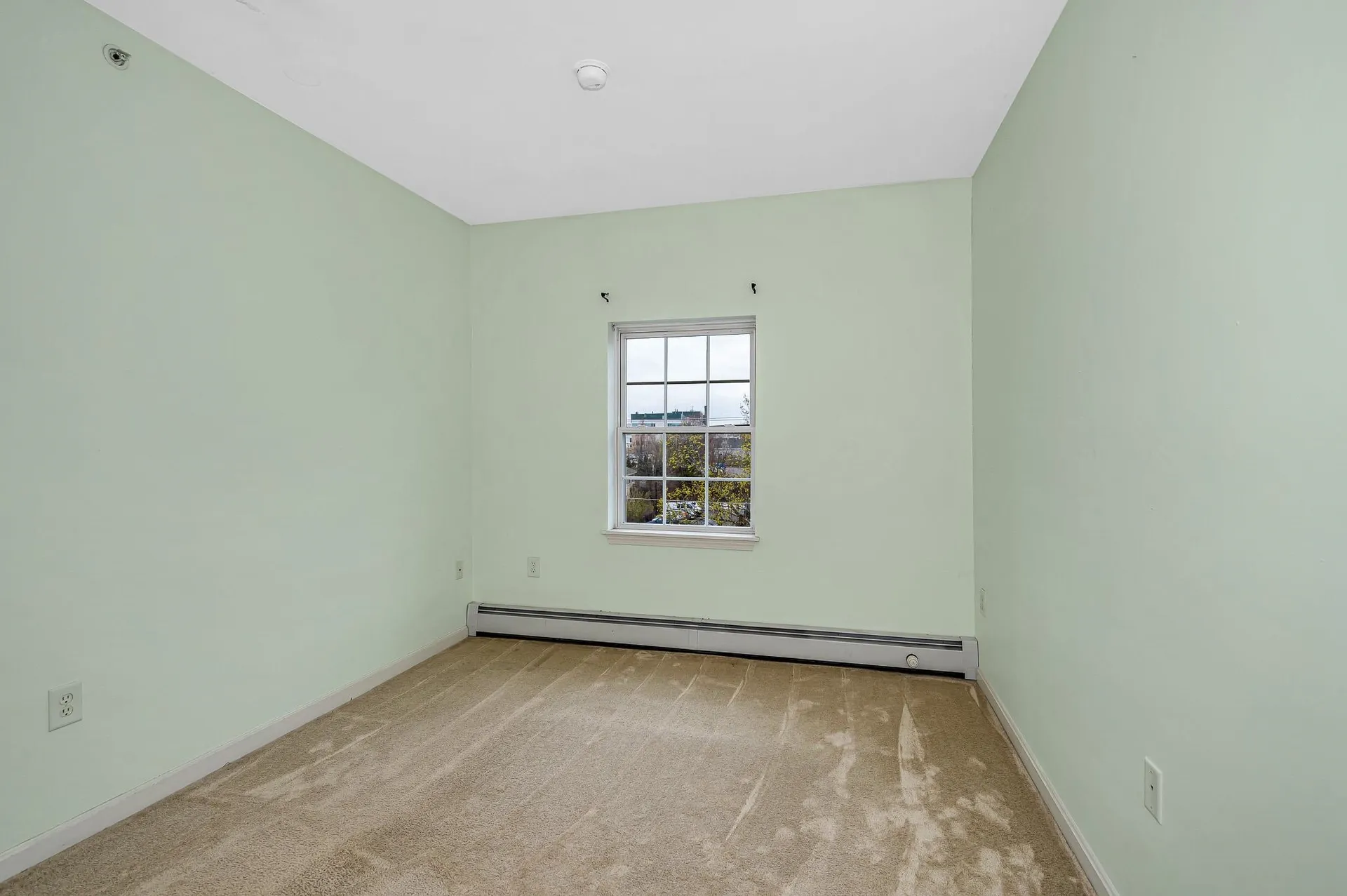 18 Harbor Avenue Nashua NH 03060
