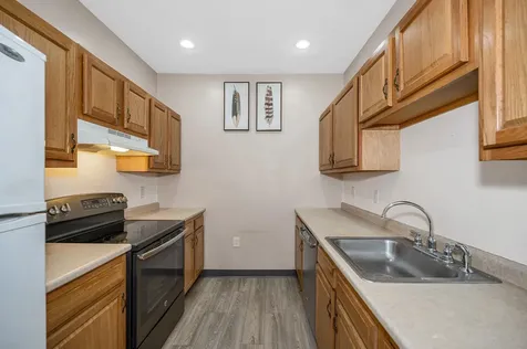 18 Harbor Avenue Nashua NH 03060