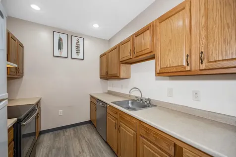 18 Harbor Avenue Nashua NH 03060