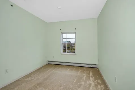18 Harbor Avenue Nashua NH 03060