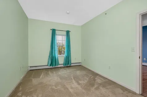18 Harbor Avenue Nashua NH 03060