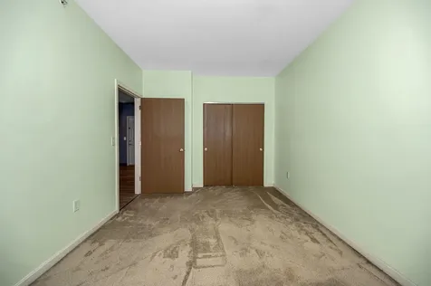 18 Harbor Avenue Nashua NH 03060