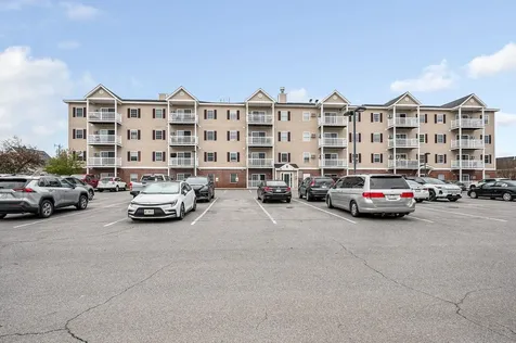 18 Harbor Avenue Nashua NH 03060