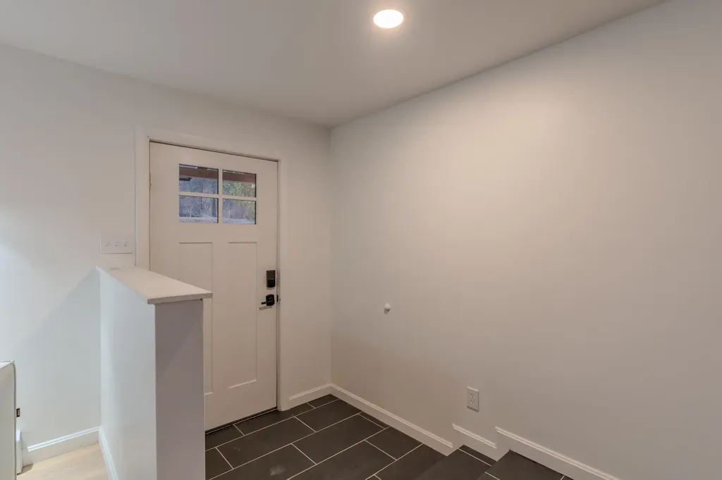 326 Glen Road Newport City VT 05855