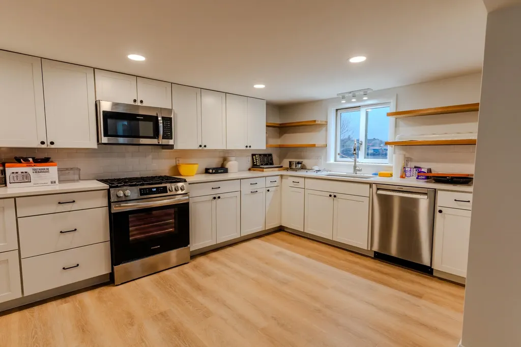 326 Glen Road Newport City VT 05855