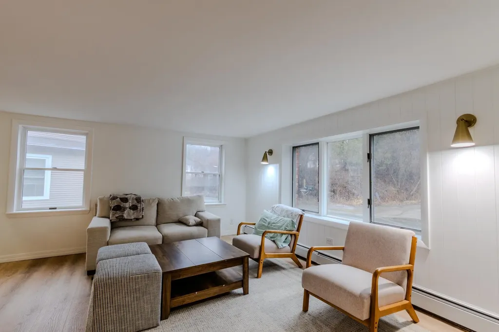 326 Glen Road Newport City VT 05855