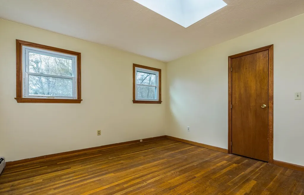 3 Mark Avenue Stratham NH 03885