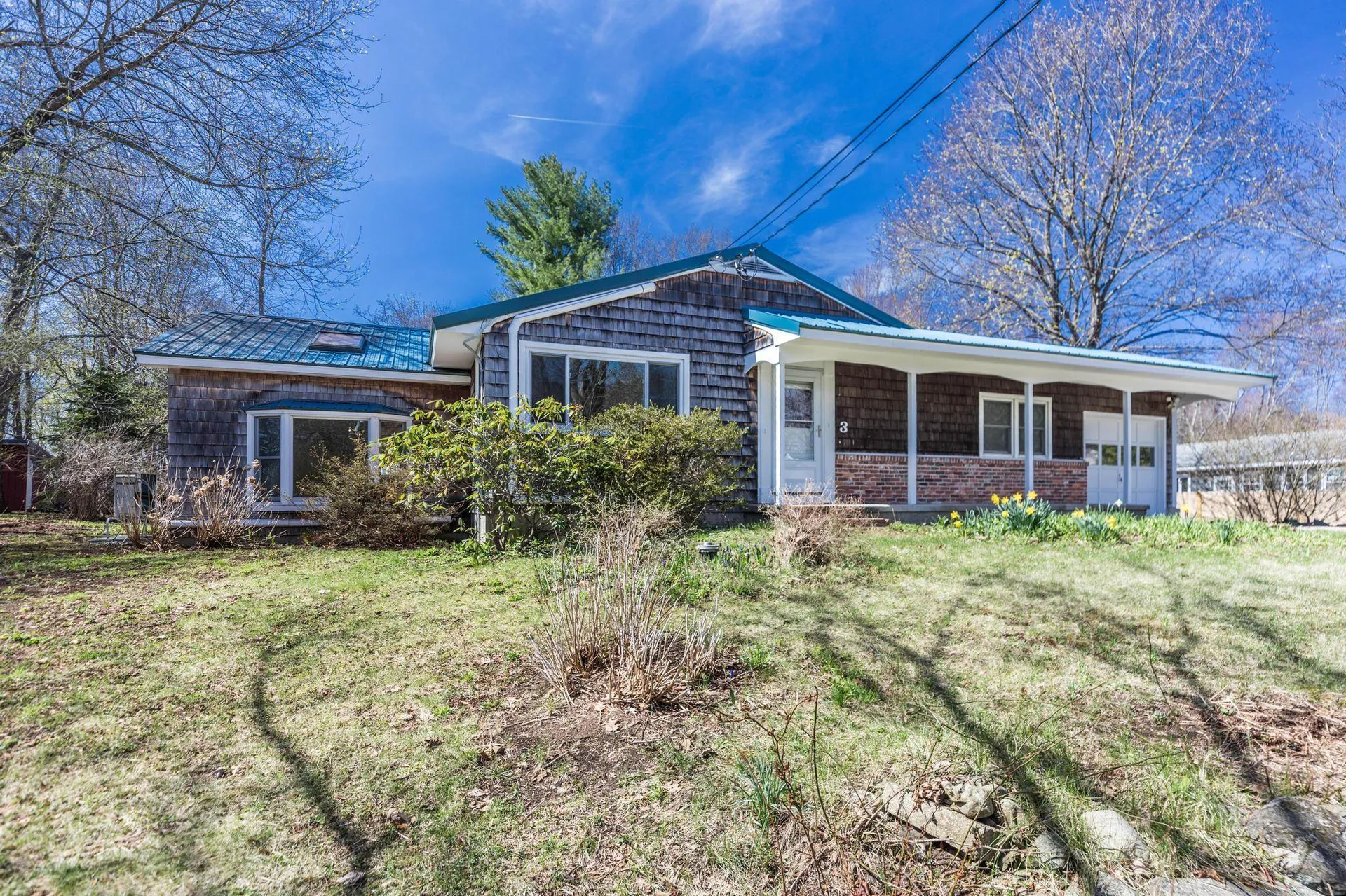 3 Mark Avenue Stratham NH 03885